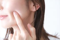 【えっ！】コレが「ビニール肌」と「美肌」の人の違いです！　写真で比較！