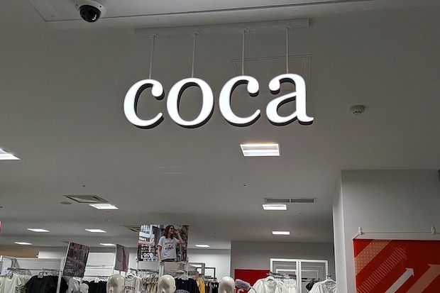 夏でも涼しくはける《coca》「サマーデニム」がセール価格　「驚くほど伸びる」「形も色もかわいい」