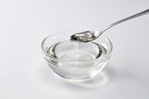 カロリーは砂糖の半分…甘味料「マルチトール」は血糖値高めの人が使ってOK？　注意点を糖尿病専門医が解説