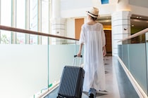 《弾丸旅行》はアリ？　ナシ？　SNS「バカ高い交通費を払うのはちょっと」「お金に余裕がある人だけ」“よく行く人”の意見は