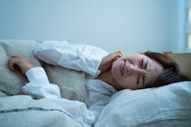 熱帯夜の「寝不足」で血糖値が爆上がり？　食事を我慢しても太る“夏の盲点”とは【糖尿病専門医が解説】