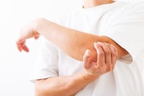 「かさぶた」がかゆいから剥がしちゃおう→形成外科医「ダメです」　理由も詳しく聞いてみた