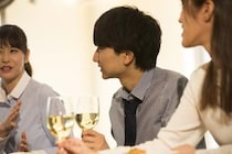 《モテる男性》と《モテない男性》の違いとは？　意外に多い“性的な魅力”を重視する声