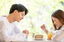 【婚活】カフェでケーキを“半分こ”したら交際終了…42歳男性が落ちた“価値観の違い”の落とし穴