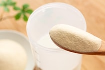 プロテイン飲み続けると便秘に…野菜食べると逆効果？　「食物繊維」の正しい取り方とは【管理栄養士解説】
