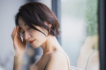 「台風が来ると頭が痛い」は気のせいではない　天気痛の原因＆注意すべき症状とは