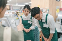 実は多い…《身内にクレーマーがいる》人たち　SNS「店員に上司のようにネチネチ」「母が病院を出禁に」