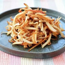 【絶賛の声多数】材料はエリンギのみ！なのに驚くほどうまい「塩炒め」を作ってみた