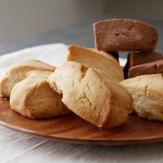 たったこれだけ!?材料3つで絶品リッチな「生クリームスコーン」