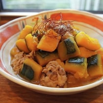 煮物や副菜だけじゃない⁉︎覚えておきたい「かぼちゃ」の肉おかず5選
