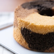 え！どうやって作るの？「三毛猫柄シフォンケーキ」がかわいすぎる