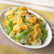 キャベツと卵だけで驚きのウマさ！1万人絶賛の中華炒め