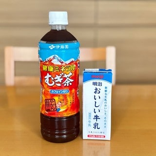 意外と合う…!?  麦茶×牛乳を試してみたら“あの味”に