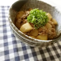 甘辛味が沁みる！「いもの煮っころがし」に思わずご飯がすすむ