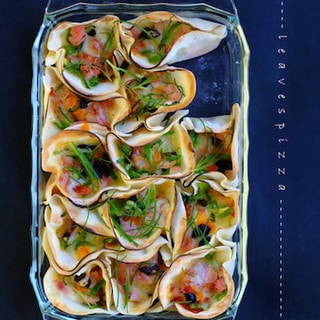 1度に40個大量生産！餃子の皮で作る「リーフピザ」がおもてなしに◎