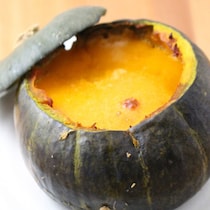 ハロウィンにぴったり！まるごと「かぼちゃ」の濃厚プリン