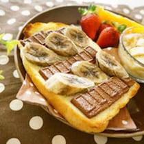 食パンで簡単おやつ◎「とろ〜り板チョコトースト」