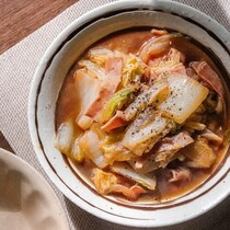 とろとろ食感がたまらない！白菜のめんつゆバター煮