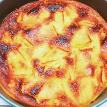 プリン？カスタード？レア食感がおいしい「りんごヨーグルトケーキ」