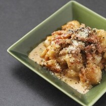 悪魔的においしい！箸が止まらなくなる「唐揚げカルボチキン」