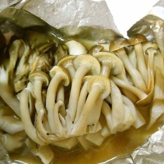 包み方にワザあり！きのこのホイル焼きをおいしく作るコツ