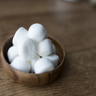 甘じょっぱさがクセになる!材料2つのチーズケーキ風「ひとくちスイーツ」