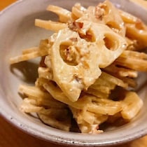 レンジで爆速完成！あと一品にうれしい「れんこんだけ副菜」3選