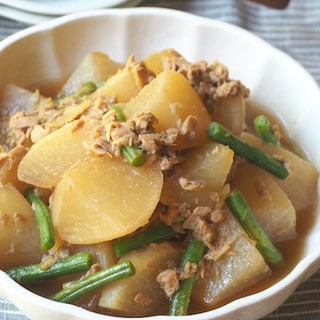 お肉の旨みがじゅわ！「しみしみ大根」の作りおきレシピ