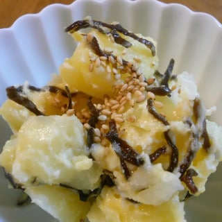 殿堂入りレシピも!じゃがいもだけで作れる「あと1品」副菜レシピ