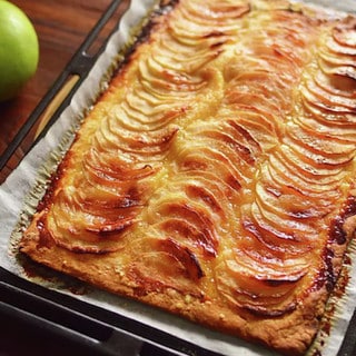 【1個でできる】型&バターいらず「タルト風りんごケーキ」がザクザクおいしい