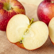 余すことなく味わおう！ラクちんな「りんご」の切り方