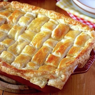 SNSで146万回再生!耐熱容器ひとつ、作業時間10分でできる「アップルパイ」