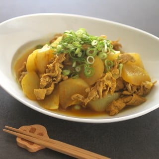 こんな味つけあったんだ!カレー粉で絶品「豚こま大根」