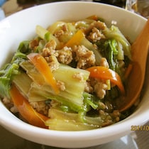 ボリューム◎「とろとろ白菜ひき肉丼」の時短献立