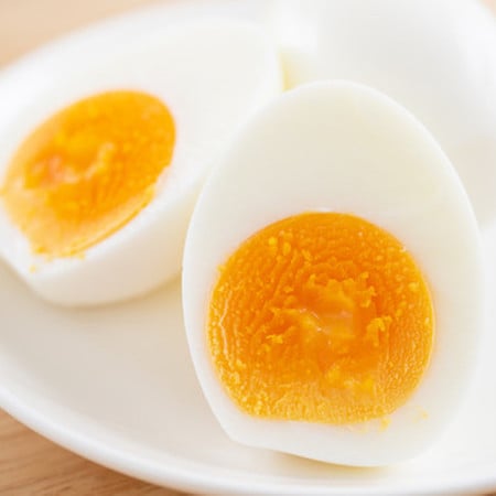 塩水につけるだけ！コンビニ風「味つき卵」がおうちで簡単に作れた