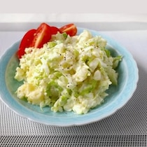 これは新しい…！820人絶賛の「キャベツたっぷりポテトサラダ」