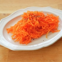 【気になるレシピ、作ってみた】にんじん3本があっという間にペロリ◎「簡単やみつきキャロットラペ」を作ってみた！