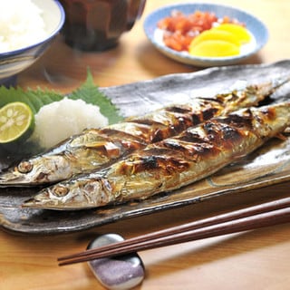 見分け方から焼き方まで！秋の味覚「さんま」をおいしく調理するコツ4選