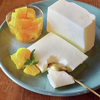 型いらず&迫力満点!パック丸ごと「ヨーグルトゼリー」