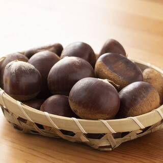 ◯◯を入れるのがコツ!「栗」の超ラクなむき方&ゆで方ワザ
