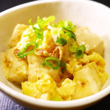 つくれぽ1000件超え！「豆腐と卵の甘辛煮」があと一品に便利すぎる