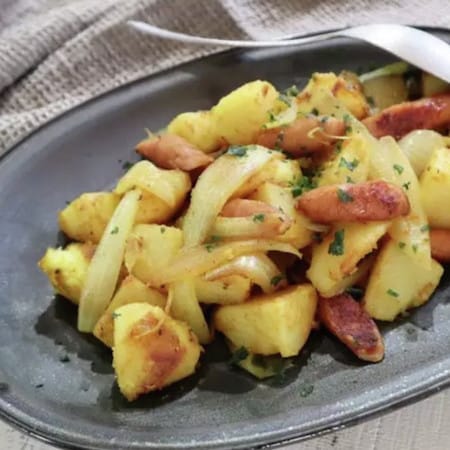 冷蔵庫にあるもので!「ジャーマンポテト」があと一品やおつまみに大活躍