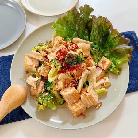 超時短レシピが得意！人気レシピ作者"新米幸せママ♡"さんが料理番組「激突メシあがれ」で披露した白菜料理とは