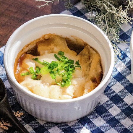 とろ〜り、もちもちで美味！余ったお餅でこんがり「グラタン」