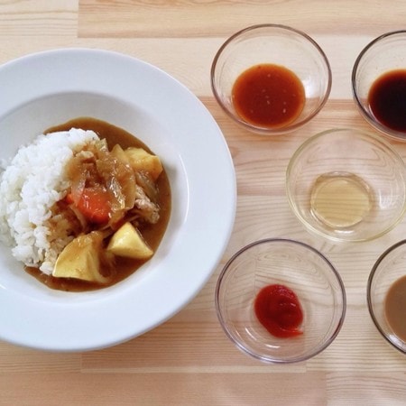 いつものカレーが新しい味わいに！？「カレーの隠し味」食べ比べてみた