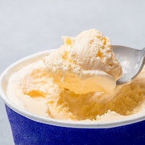 【驚愕ワザ】「100円アイス」が一瞬で「高級アイス」に大変身する方法！