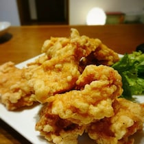 【殿堂入り】クックパッドで人気！外サクッ、中しっとりの「鶏むね肉のクリスピー唐揚げ」