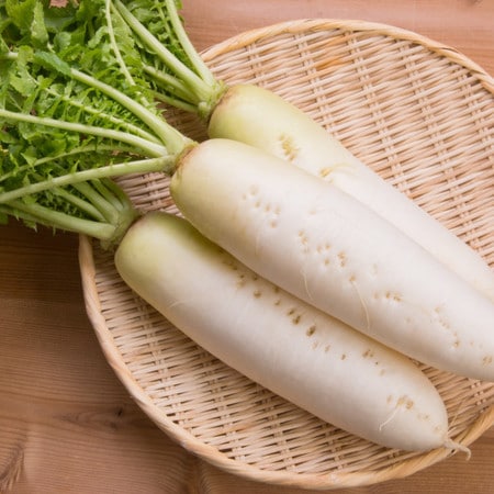 【裏ワザ】野菜室で放置しちゃった「しなしな大根」がシャキッと復活する方法