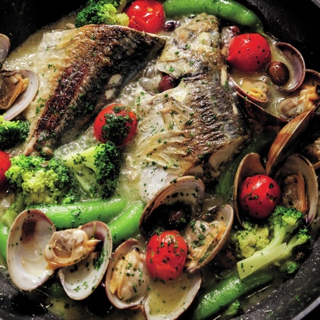 あじが名店の味に変身！ リストランテ アクアパッツァ オーナーシェフ・日髙良実さんの「アクアパッツァ」レシピ