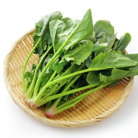 大きい鍋は不要！「ほうれん草」を時短で茹でる方法